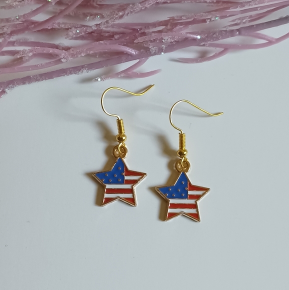 Cute American Flag Star Handmade Earrings - Picture 2 of 3